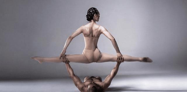 泛亚电竞中国柔术女王解锁人体各种高难度姿势被誉为世界上最柔软的人(图4)