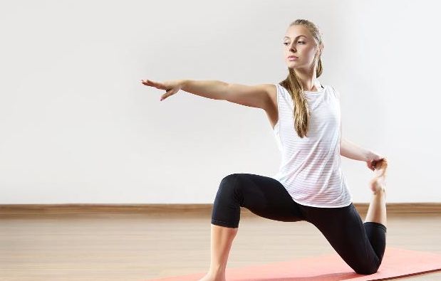 每天练1小时瑜伽和健身1小时的人相比身体哪个变化比较大？泛亚电竞(图3)