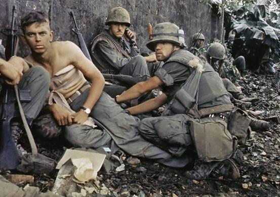 泛亚电竞平台网址：越南战争中美军使用的空孕催乳剂为何成为越南女兵一生的痛(图5)